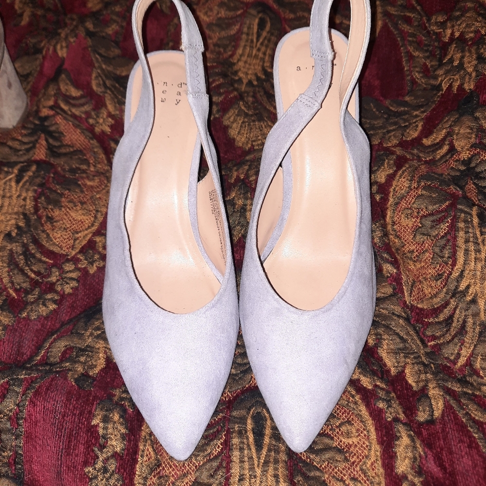 A NEW DAY SUEDE PUMPS